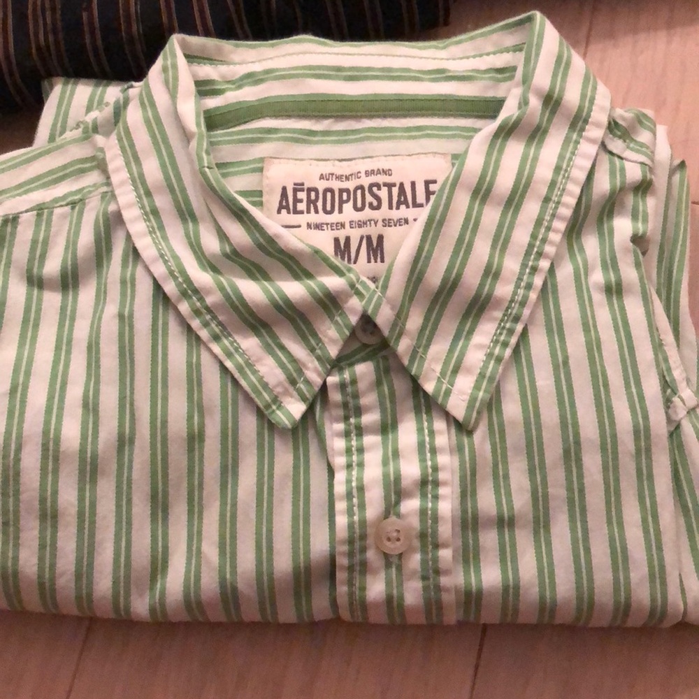 Aeropostale M White Green Striped Button Up Shirt